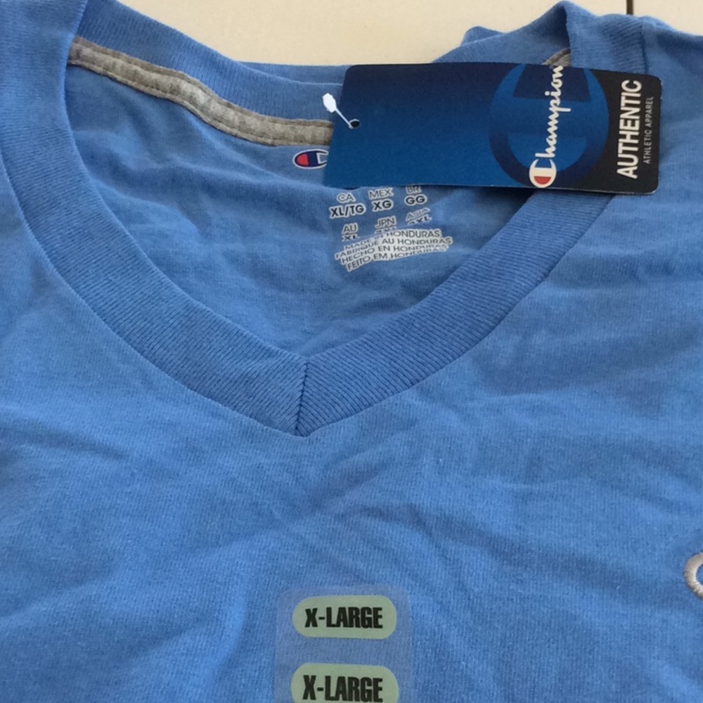 Tee shirt